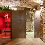 酒店 Miss Sophie's New Town & Wellness 4*