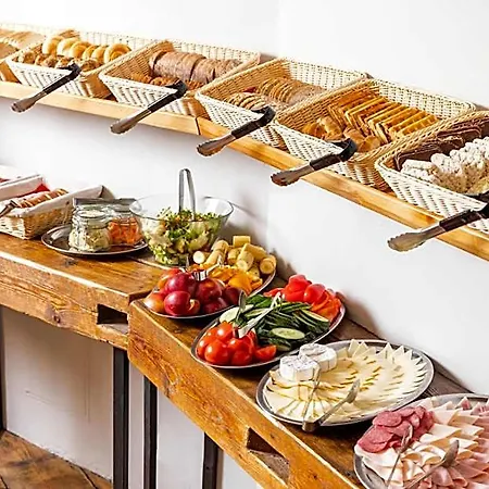 Miss Sophie's New Town & Wellness فندق براغ