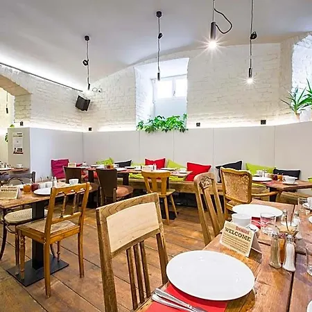 Miss Sophie's New Town & Wellness براغ