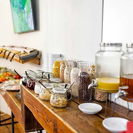 Miss Sophie's New Town & Wellness فندق 4*