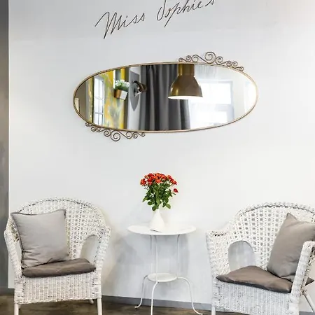 Hotel Miss Sophie's New Town & Wellness