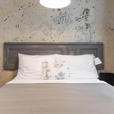 Miss Sophie's New Town & Wellness Hotel 4*